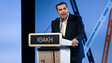 Τσίπρας: Κάποιοι εμμένουν στο αριστερόμετρο και στα λάθη των άλλων, απαιτείται επανίδρυση της προοδευτικής παράταξης