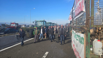 Κλιμάκωση κινητοποιήσεων αποφάσισαν οι αγρότες της Καρδίτσας, δεν συντρέχει λόγος συνάντησης με τον πρωθυπουργό, λένε