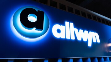 Allwyn–ΟΠΑΠ: Τι σηματοδοτεί η αλλαγή στη δομή του deal χωρίς τις προνομιούχες μετοχές