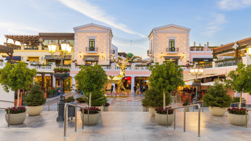 Η μαγεία των Χριστουγέννων ζωντανεύει  στα εμπορικά κέντρα της LAMDA Development