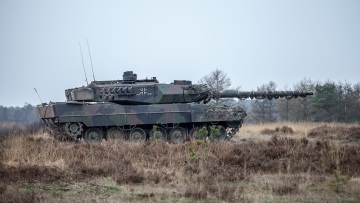 Υπέρ της δημιουργίας «στρατιωτικού Σένγκεν» για ενδεχόμενη ρωσική επίθεση τάσσεται το Ευρωκοινοβούλιο