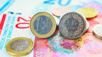 Ελβετικό φράγκο: Τι επιλογές έχουν 40.000 δανειολήπτες