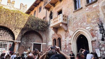 Ιταλία: Τα δημοφιλή αξιοθέατα που θα ζητούν, πλέον, εισιτήριο από τους επισκέπτες - Τέρμα οι δωρεάν ευχές
