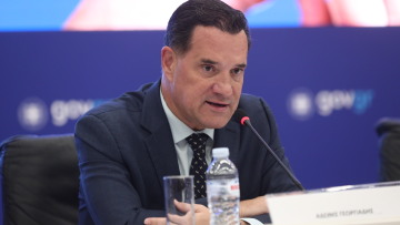 Γεωργιάδης για Κωνσταντοπούλου: Ούτε τρελή είναι, ούτε χαζή, ψάχνει την πολιτική της επιβίωση σε ένα ακροατήριο που γουστάρει χάος και ψευτομαγκιά