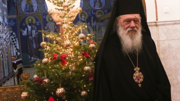 Το μήνυμα του αρχιεπισκόπου Ιερώνυμου για τα Χριστούγεννα: «Ας στρέψουμε τη σκέψη μας στο βρέφος της Βηθλεέμ»