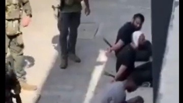 Νέα αναστάτωση στην παραλία Μπόνταϊ: Περιπολικό εμβόλισε ύποπτο όχημα, συνελήφθησαν επτά άτομα