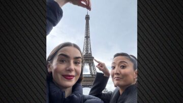 Η Λίλι Κόλινς δημοσίευσε backstage φωτογραφίες από την πέμπτη σεζόν του Emily in Paris