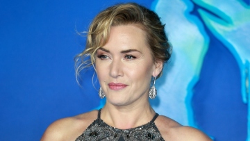 H Κέιτ Γουίνσλετ δήλωσε ότι ως γυναίκα σκηνοθέτρια αναγκάστηκε να «ζητήσει χάρες» για να γυρίσει την πρώτη της ταινία
