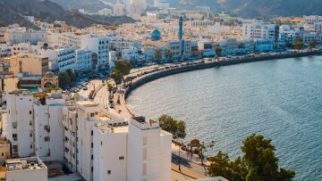 Όταν το «White Christmas» γίνεται «Sunny Christmas»: 10 προορισμοί για τις πιο ηλιόλουστες γιορτές
