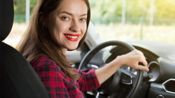 Αγορά μεταχειρισμένου χωρίς ρίσκο: Πώς το Cardom αλλάζει τα δεδομένα 