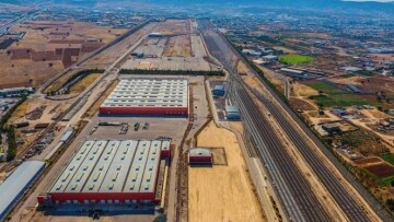 ΘΕΚ – ΤΕΚΑΛ: Έπεσαν οι υπογραφές για το πρώτο ολοκληρωμένο Logistics Park στην Ελλάδα