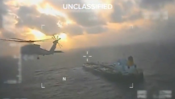 Δείτε βίντεο: H ακτοφυλακή των ΗΠΑ κατάσχεσε και δεύτερο τάνκερ στα ανοιχτά της Βενεζουέλας