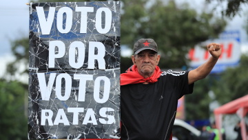 Οι παρατηρητές της ΕΕ στην Ονδούρα καταγγέλλουν «εσκεμμένη παράλυση» στην καταμέτρηση των αποτελεσμάτων των εκλογών
