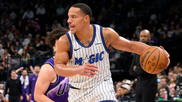 Τζαζ - Μάτζικ 127-128: Ο Μπέιν «σφράγισε» τη νίκη στην παράταση