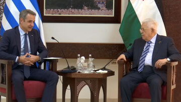 Μητσοτάκης: Σημαντικός ο διάλογος για την ειρήνη στη Γάζα με σεβασμό στο διεθνές δίκαιο - Αμπάς: Ευχαριστώ την Ελλάδα για τη στήριξη στα δικαιώματά μας