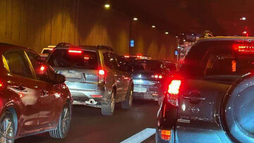 Μποτιλιάρισμα σε Κηφισό, Αττική Οδό, Σκαραμαγκά, Πειραιά και κέντρο - Live η κίνηση στις Εθνικές Οδούς 
