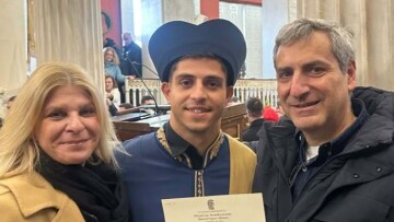 Διαπρέπει και εκτός γηπέδων ο Παντελίδης: Πήρε πτυχίο στη Διοίκηση Λιμένων και Ναυτιλίας του ΕΚΠΑ