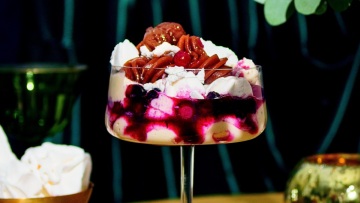 Mont Blanc πάβλοβα σε ποτήρι