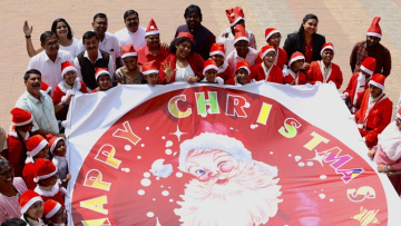 Εκεί που ο χριστιανισμός διώκεται ακόμα: Αποκεφαλισμοί στη Μοζαμβίκη, ανήλικες σκλάβες του σεξ στο ψευδοκράτος, καίνε εκκλησίες στη Νιγηρία, βιασμοί στο Πακιστάν