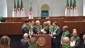 Αλγερία: Ομόφωνα «ναι» από το κοινοβούλιο για την ποινικοποίηση της γαλλικής αποικιοκρατίας