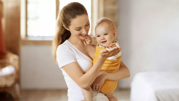 Ποιες γυναίκες επιλέγουν τα «μωρά των Βίκινγκ» – Τι ισχύει για τράπεζες σπέρματος και σούπερ-δότες
