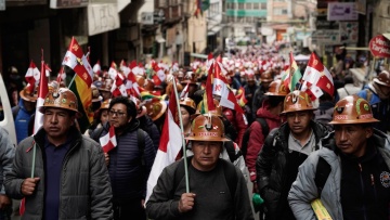 Κλιμακώνονται οι διαδηλώσεις στη Βολιβία κατά της κατάργησης των επιδοτήσεων στα καύσιμα 