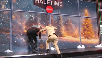 Βίντεο: Ο Σακίλ Ο'Νιλ κατέστρεψε το video wall στο στούντιο του ESPN