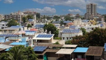 Η πράσινη στροφή της Ινδίας: Ανάπτυξη, όρια και στρατηγικά ρίσκα