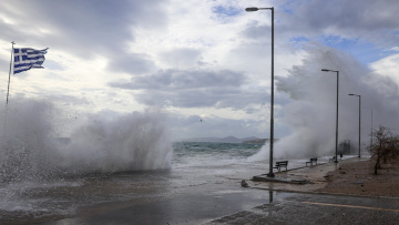 Καιρός: Θυελλώδεις άνεμοι και έντονο κρύο την Κυριακή, προειδοποίηση Αρναούτογλου για 4 περιοχές