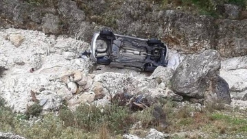 Χανιά: Οδηγός ανασύρθηκε χωρίς τις αισθήσεις του από ΙΧ που έπεσε σε γκρεμό