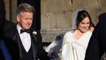 Γκόρντον Ράμσεϊ: Παντρεύτηκε η κόρη του Χόλι, το εντυπωσιακό νυφικό και η απουσία της οικογένειας του γαμπρού