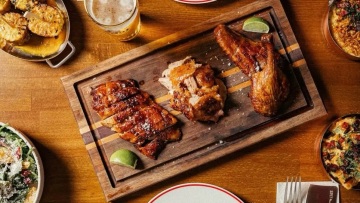 Spit Jack Golden Hall: Η rotisserie που ήρθε για να μείνει στο Μαρούσι