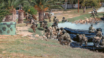 Υπουργείο Εθνικής Αμυνας: Οι αλλαγές στη δομή του στρατού και οι νέες ρυθμίσεις για βαθμολόγιο, μισθολόγιο και αναβολές