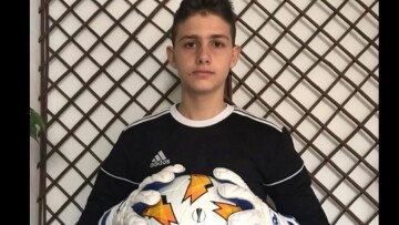 Θρήνος για τον 18χρονο ποδοσφαιριστή Βελισσάριο Ζαφειρούλη που δεν κατάφερε να κρατηθεί στη ζωή μετά από παράσυρση