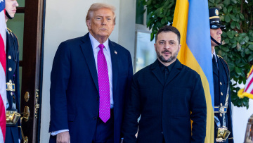 «Πάρε μαρκαδόρο και σχεδίαζε»: Το παρασκήνιο πίσω από την πρώτη φορά που ο Ζελένσκι έδειξε διάθεση να παραχωρήσει το 20% της Ουκρανίας