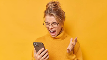 Προσωπικότητα: Ποιες λέξεις στα μηνύματα μαρτυρούν ότι κάποιος είναι ψυχοπαθής