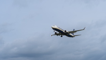 Πτήση με προορισμό την Τενερίφη επέστρεψε στο Μπέρμιγχαμ λόγω ισχυρών αναταράξεων: Τραυματίστηκαν επιβάτες