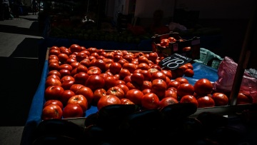 Σε πανελλαδική απεργία επ’ αόριστον προχωρούν οι λαϊκές αγορές από τις 7 Ιανουαρίου