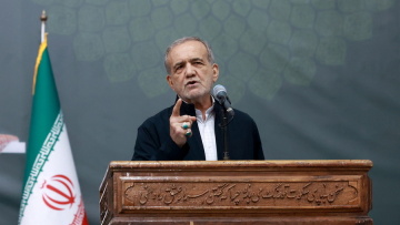 Ο Ιρανός πρόεδρος απαντά στον Τραμπ: Σκληρή απάντηση εάν δεχθούμε επίθεση