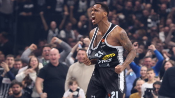 Νάναλι: Είμαι χαρούμενος που θα συμμετάσχω στην αναγέννηση της ΑΕΚ