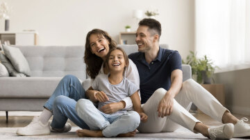 Διεθνείς δημοσκοπήσεις: Οι περισσότεροι γονείς προτιμούν τα κορίτσια από τα αγόρια