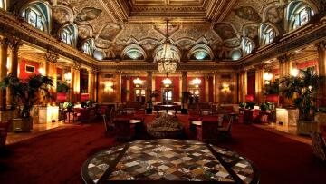 3 ιστορικά ξενοδοχεία με μοναδική ατμόσφαιρα στο κέντρο της Ρώμης