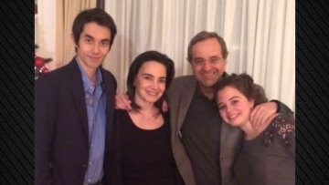 Η συγκινητική ανάρτηση του Κώστα Σαμαρά για την αδελφή του Λένα: «Για εμάς είσαι πάντα εδώ»
