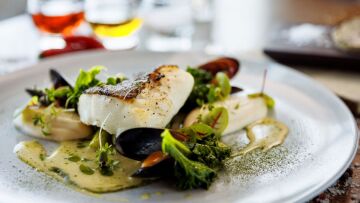 Μπακαλιάρος Θεοφανίων: Πώς μαγειρεύουμε το ψάρι της γιορτής