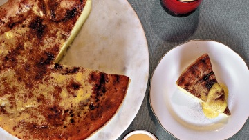 Γαλατόπιτα Ηπείρου (χωρίς φύλλο) με κρέμα λεμονιού και κανέλα
