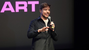 Ο MrBeast παραμένει ο κορυφαίος YouTuber για πέμπτη συνεχόμενη χρονιά - Το κανάλι του ξεπέρασε τους 453 εκατ. συνδρομητές