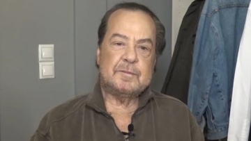 Γιάννης Πάριος για Χάρη Βαρθακούρη: Είναι καλύτερος από εμένα, αλλά είναι άτυχος γιατί με έχει πατέρα