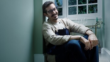 Αλέξανδρος Τσιωτίνης: «Η μαγειρική δεν επιμελείται από απόσταση, διδάσκεται μέσα από το παράδειγμα»