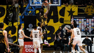 Προμηθέας-ΑΕΚ 86-94: Μεγάλο «διπλό» στην Πάτρα και 4η θέση στο φινάλε του α’ γύρου, δείτε βίντεο
