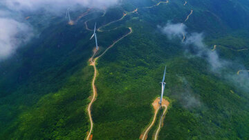 Ο πιο τρομακτικός δρόμος της Κίνας: Ο «Δρόμος-Λεπίδα» πάνω σε στενή ορεινή κορυφογραμμή (vid)